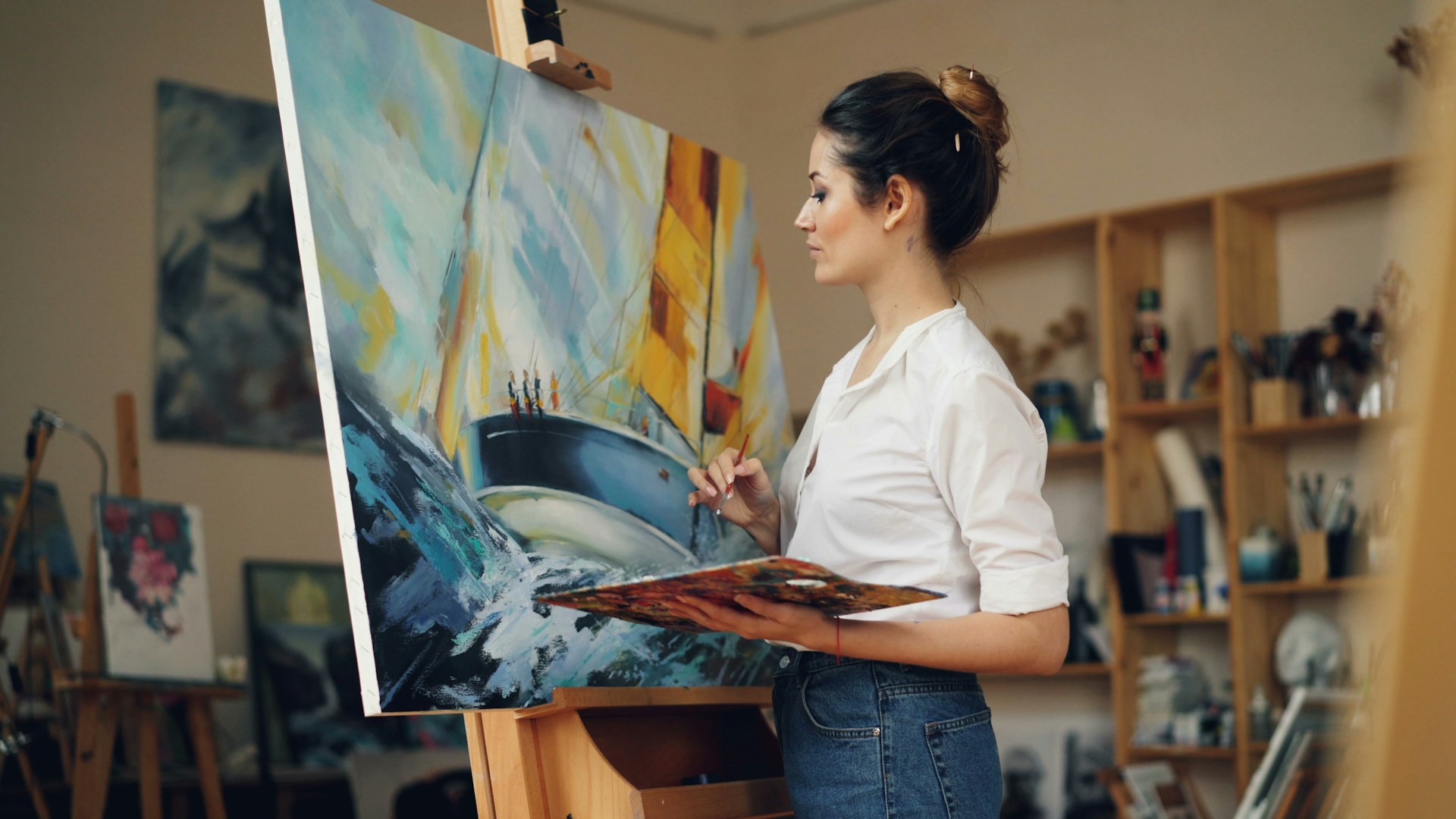 L’art-thérapie en action : quel est le rôle des artistes dans les Ehpad en France ?